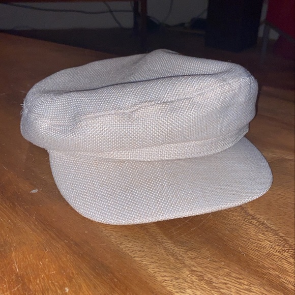 white-beige newsboy cap - Picture 4 of 4